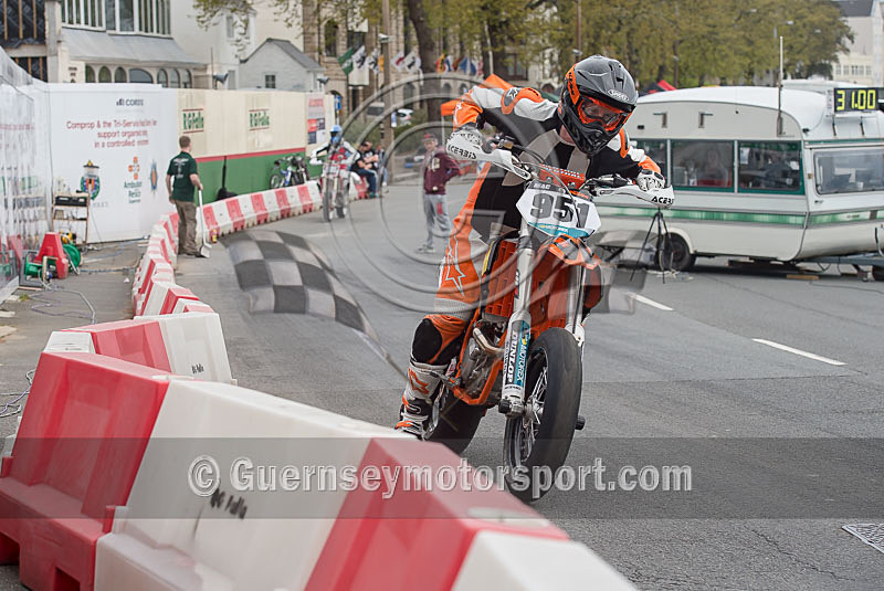 Hill_04-05-2015_BIKE-92 - BIKES_04-05-2015