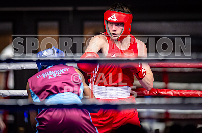 BOUT 3_Luc Langlois v Jaspe Kibiedi-11 - BOUT 3_Luc Langlois v Jaspe Kibiedi