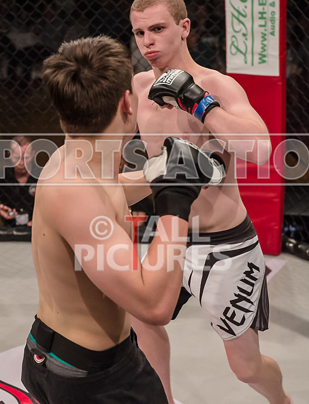 Tom Schmeiduber v Adam Dent-31 - BOUT 11