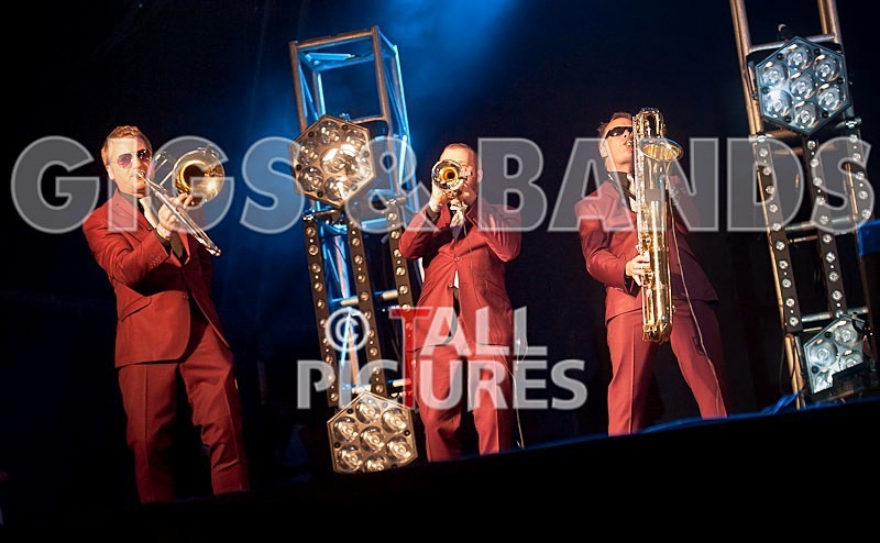 Madness-28 - MADNESS