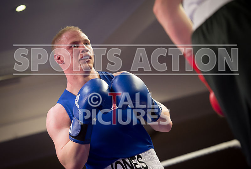 Bout 10_Chris Summer v Joe Jones-21 - BOUT 10_Chris Summer v Joe Jones