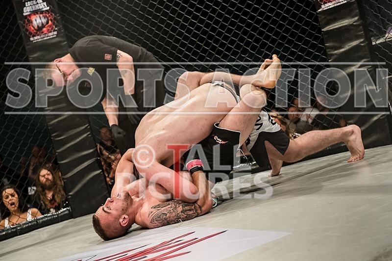 Cage Fighting_2012_Bout 11-27 - BOUT-11