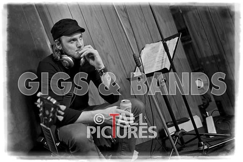 Teaspoonriverneck Studio Session-35_BW - TEASPOONRIVERNECK