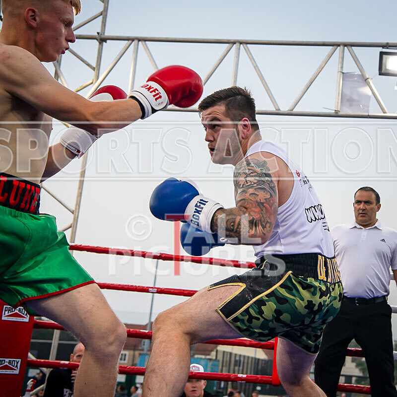 BOUT 17 - Luke Robert v Casey De La Mare-21 - BOUT 17 - Luke Robert v Casey De La Mare