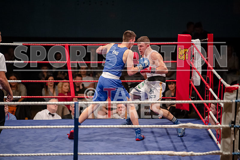 BOUT-21 - Billy Poullain v Ben Vaughan-2 - BOUT-21 - Billy Poullain v Ben Vaughan