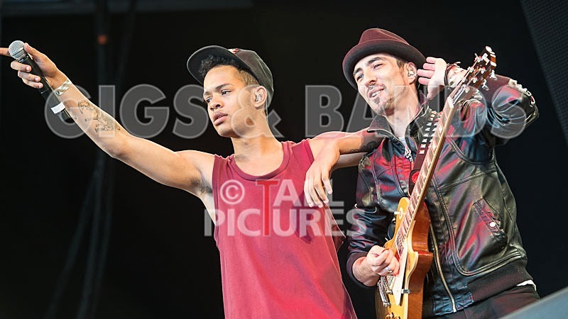 Rizzle Kicks-7 - RIZZLE KICKS