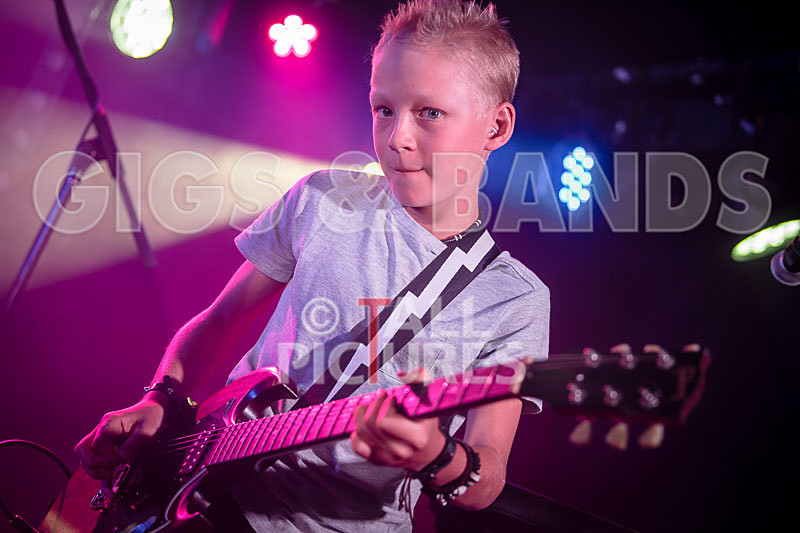 Motionless-2 - MOTIONLESS