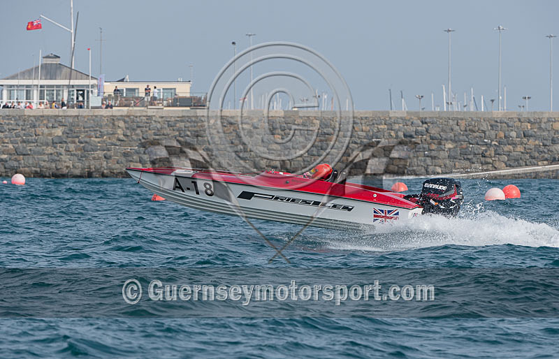 Worlds Powerboats_2014_Race-2-175 - UIM CLASS 3A & 3B WORLD OFFSHORE CHAMPIONSHIP_RACE-2