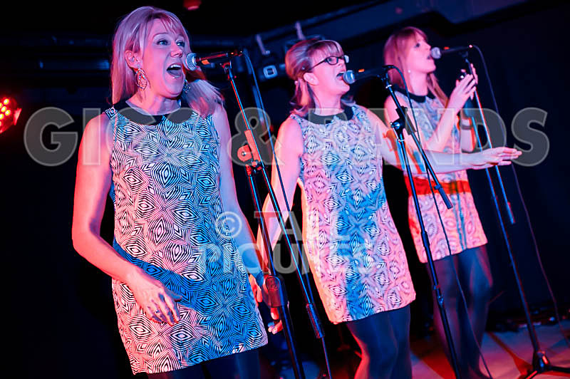 The Blondettes-7 - THE BLONDETTES