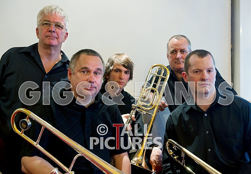 Boneheads-3 - THE BONEHEADS