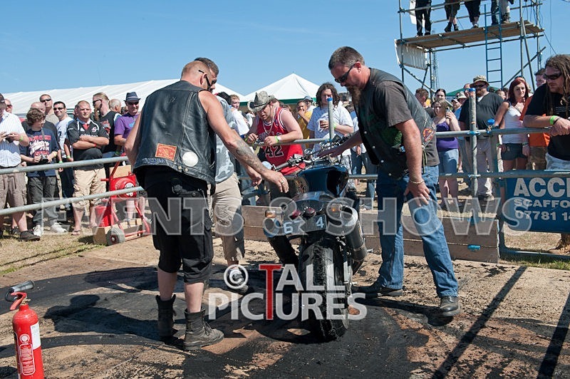 Greenman Burnout-45 - GREENMAN BURNOUTS 2010