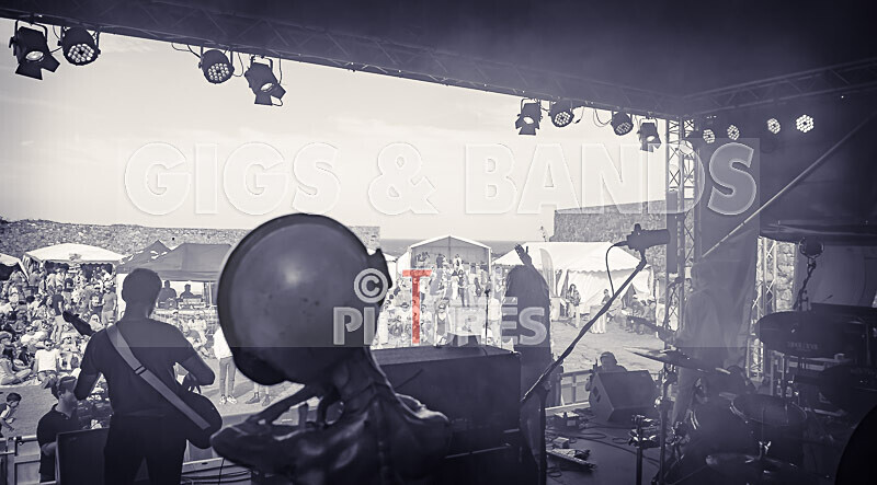 Benny the Moth-134 - BENNY THE MOTH