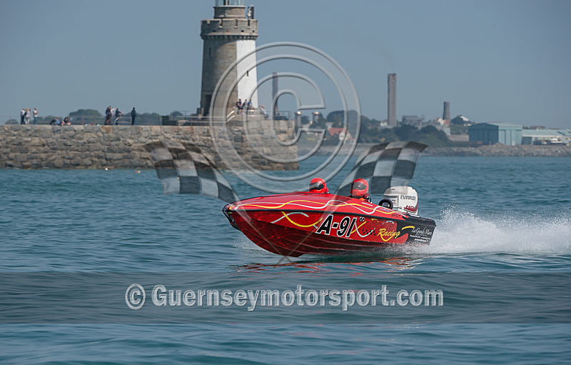 Powerboat Racing_17-05-2014-59 - RACE-3 FERMAIN