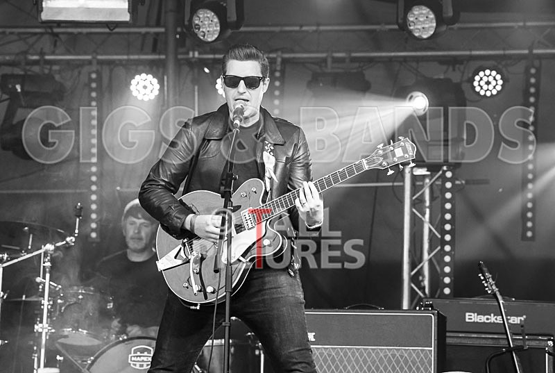 Matt Bonnville  The Cage Shakers-63 - MATT BONNEVILLE & THE CAGE SHAKERS