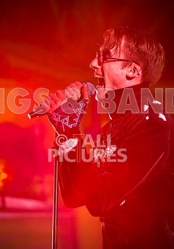 The Correspondants-10 - THE CORRESPONDANTS