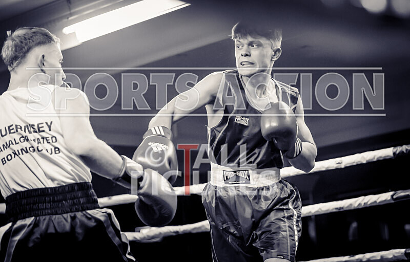 BOUT 6- Finn Walsh v Tom Brown-29 - BOUT 6 - Finn Walsh v Tom Brown