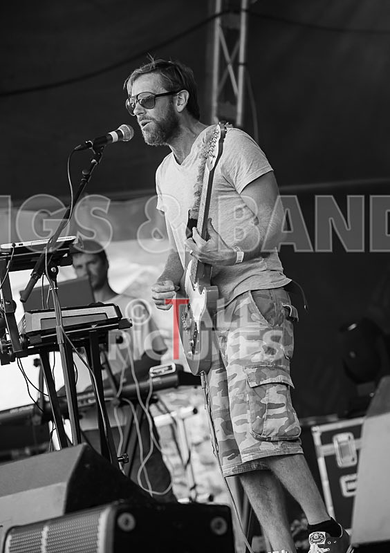 The Devil The Deep-2 - THE DEVIL AND THE DEEP