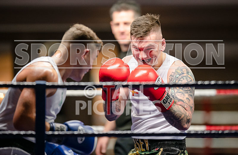 Sparring Bout-7_Casey De La Mare v Billy Poullain-1 - Sparring Bout-7_Casey De La Mare v Billy Poullain