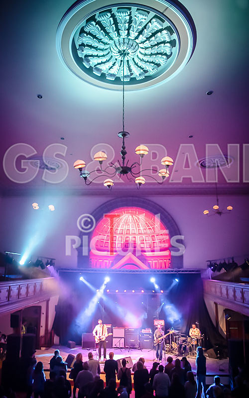 The Robert J Hunter Band-305 - THE ROBERT J HUNTER BAND