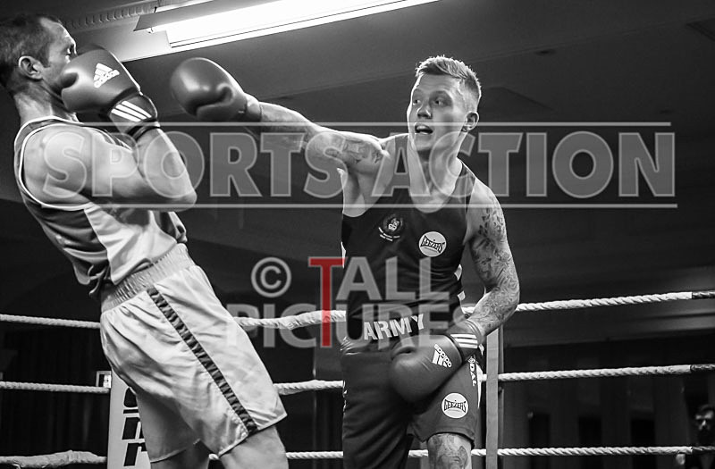 Bout-10_Matt Jennings v Mason Holmes-30 - Bout - 10_Matt Jennings v Mason Holmes