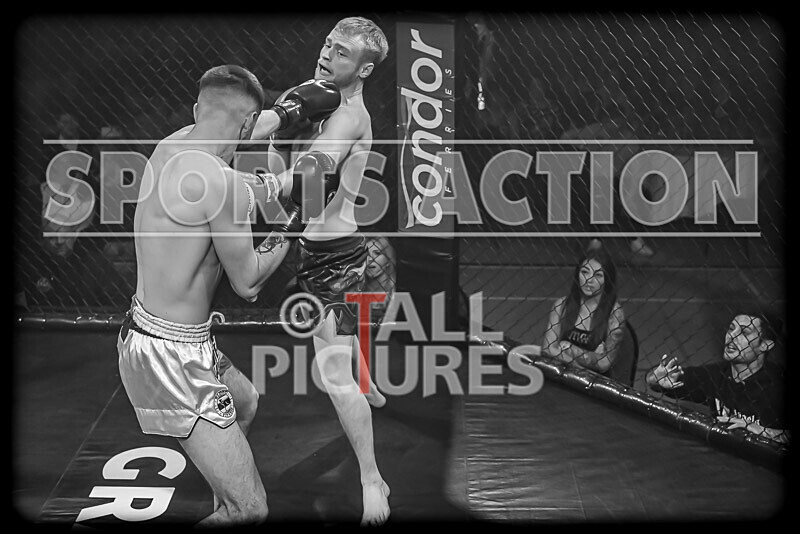 BOUT- 8 Lewis Bentley v Luke OConnor-22 - BOUT 8 - Lewis Bentley v Luke O'Connor