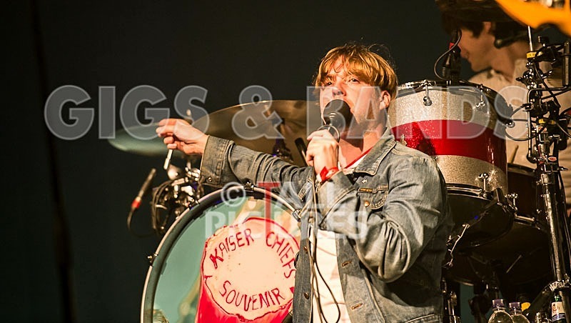 Kaiser Chiefs-1 - KAISER CHIEFS