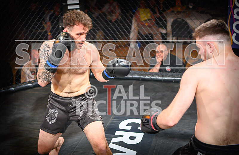 BOUT- 1 - Joe Wilson v Jake Fletcher-21 - BOUT: 1 - Joe Wilson v Jake Fletcher