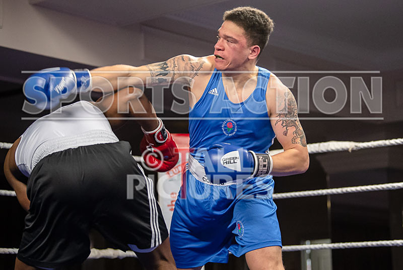 BOUT-7_Oblie Botchway v Mason Small-9 - BOUT-7_Oblie Botchway v Mason Small
