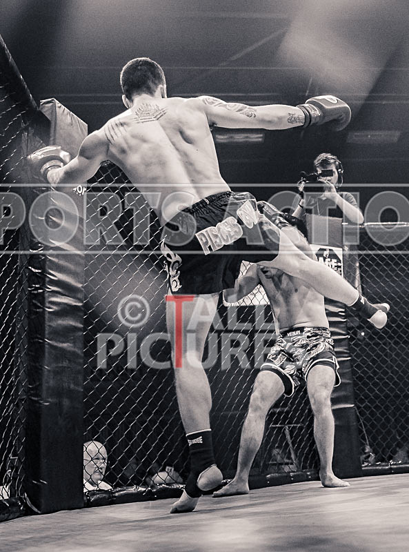 BOUT-13- Wojciech Granoszewski v Pedro Fernandez-33 - BOUT-13: Wojciech Granoszewski v Pedro Fernandez