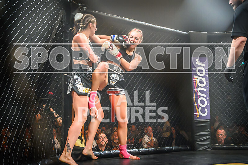 BOUT- 9 - Laura Douglas v Georgia Blumsom-56 - BOUT 9 - Laura Douglas v Georgia Blumsom