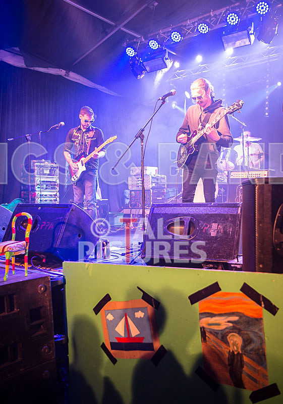 Heads Off-11 - HEADS OFF