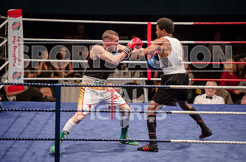 BOUT-18 - Jimmy Lesbirel v Byron Morris-24 - BOUT-18 - Jimmy Lesbirel v Byron Morris