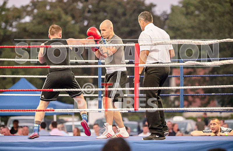 BOUT-15- Greg The Machine Gun Mackenzie v Jaques Big Dogg Colley-26 - BOUT-15: Greg 'The Machine Gun' Mackenzie v Jaques 'Big Dogg' Colley