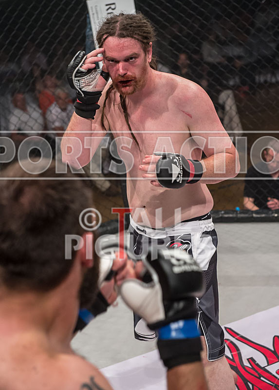 Chris Martin v Luke Riley-42 - BOUT 13