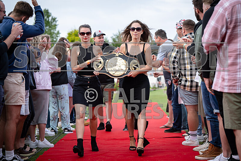 BOUT 14- Koen Kraken Le Prevost v Alec the Bomber Bailey-7 - BOUT 14- Koen 'Kraken' Le Prevost v Alec 'the Bomber' Bailey