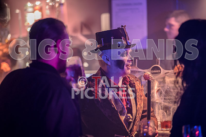Halloween Gig 2017-25 - HALLOWEEN PARTY AT THE TAV 2017 - THE FUN