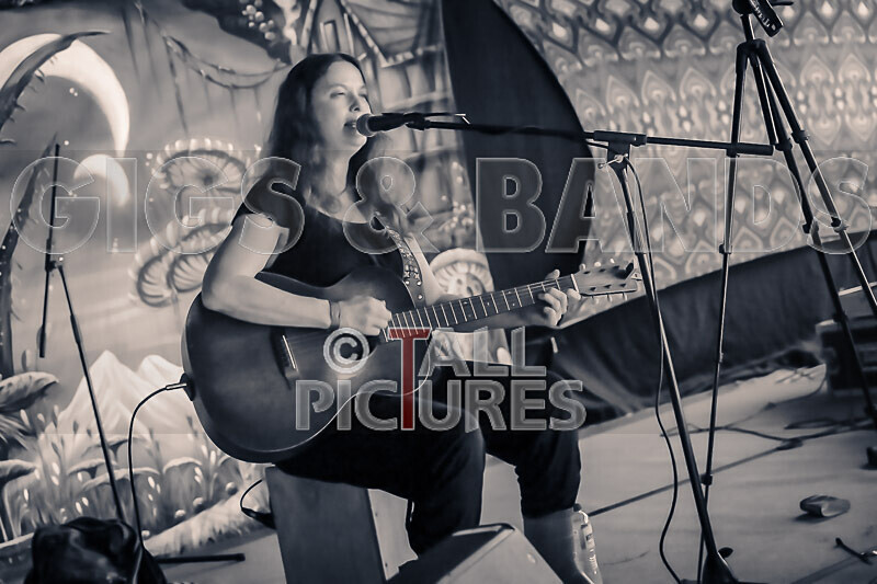 Maryen Cairns-3 - MARYEN CAIRNS