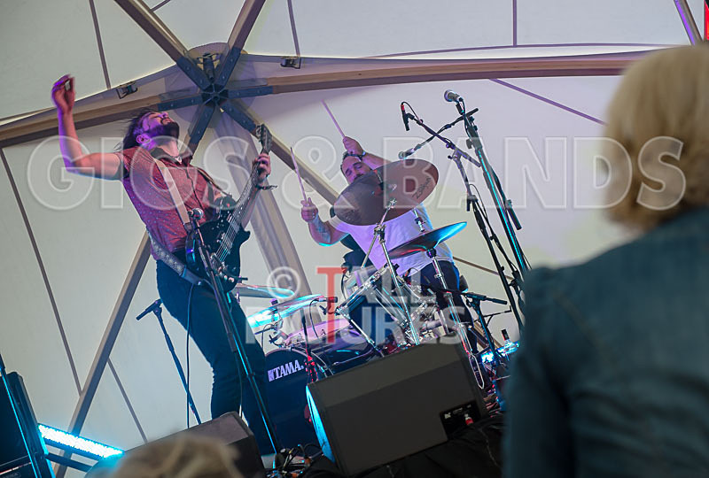 The Graveltones-7 - THE GRAVELTONES