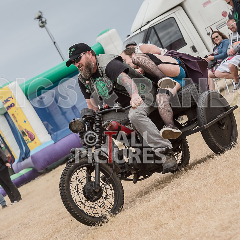 Trike Fun_2015-11 - TRIKE, CHILLI & TUG OF WAR