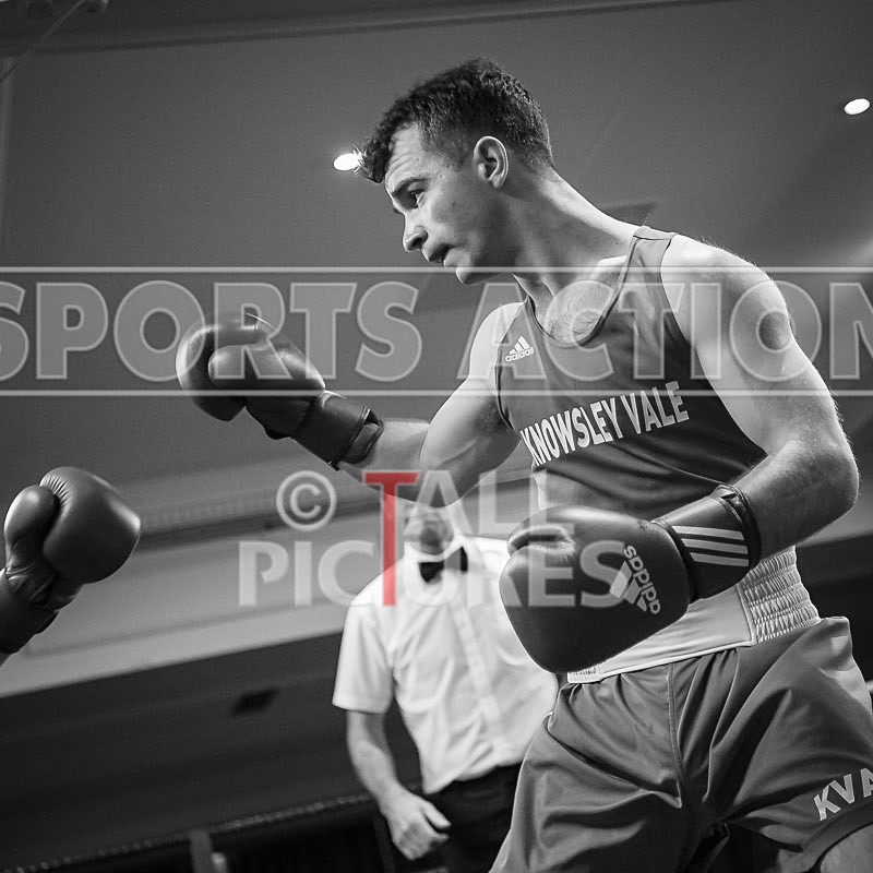 BOUT-9_Chris Summer v Luke Willis-4 - BOUT 9_Chris Summer v Luke Willis