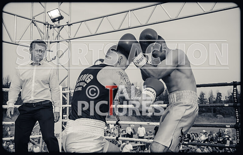 BOUT 11 - Raging Bull Jay Rive v Reece the Bomber Blondel-25 - BOUT 11 - 'Raging Bull' Jay Rive v Reece 'the Bomber' Blondel