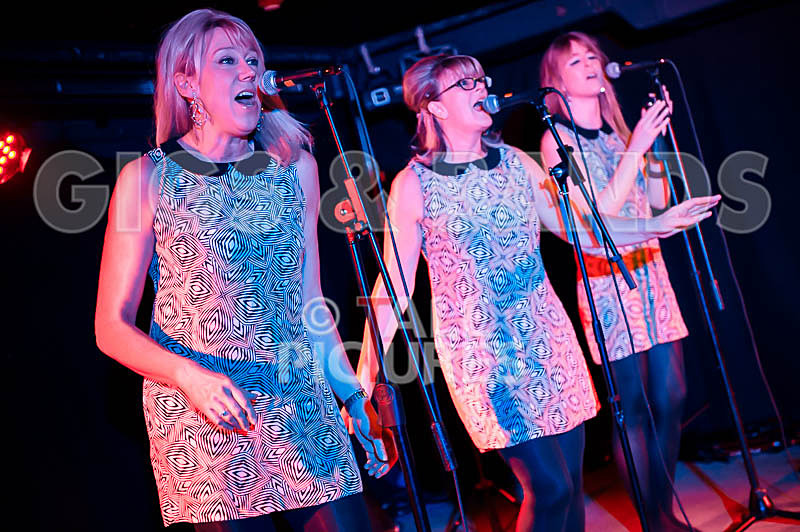 The Blondettes-12 - THE BLONDETTES