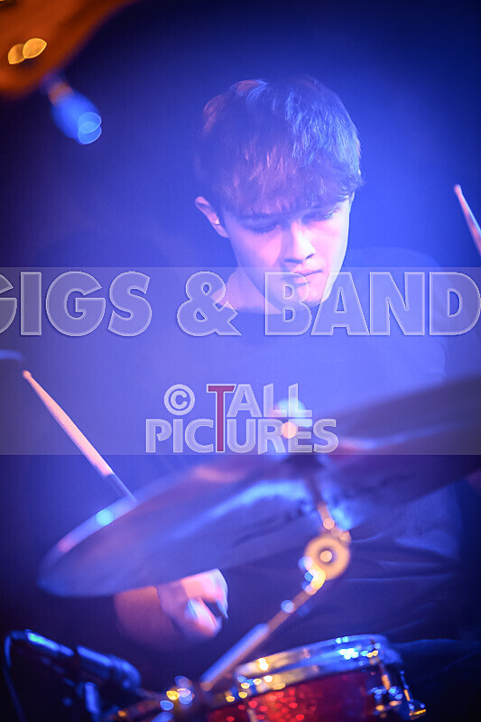 Motionless-38 - MOTIONLESS