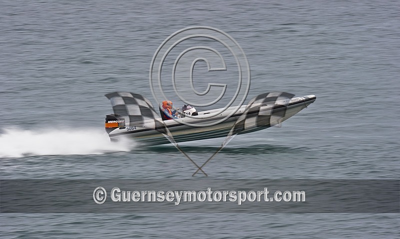 Guernsey Powerboat Racing_24-07-11-39 - ROUND-6 FERMAIN COURSE