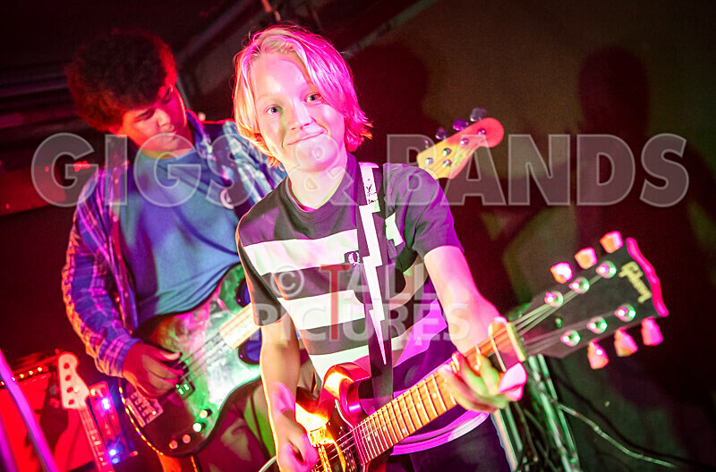 Australian Death Roach-38 - AUSTRALIAN DEATH ROACH