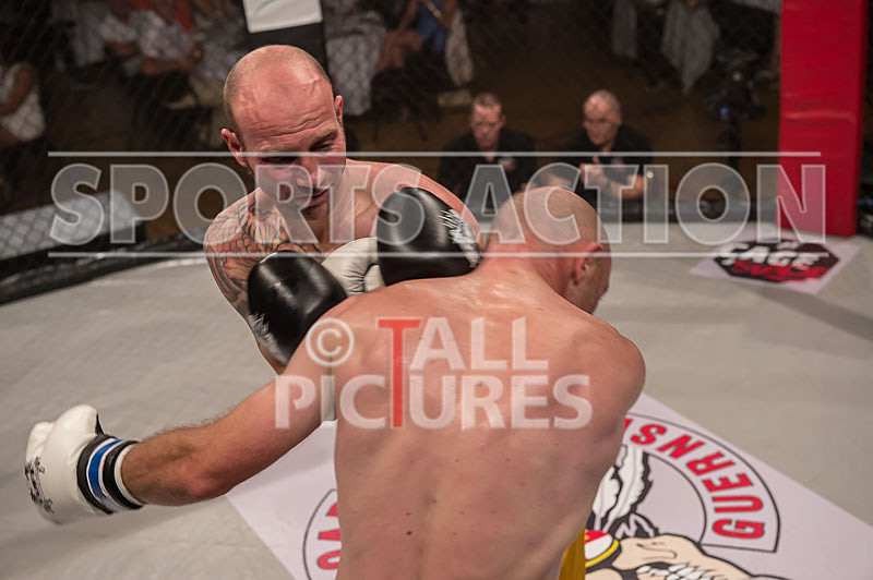 Lee Waterman v Danny Smith-24 - BOUT 1