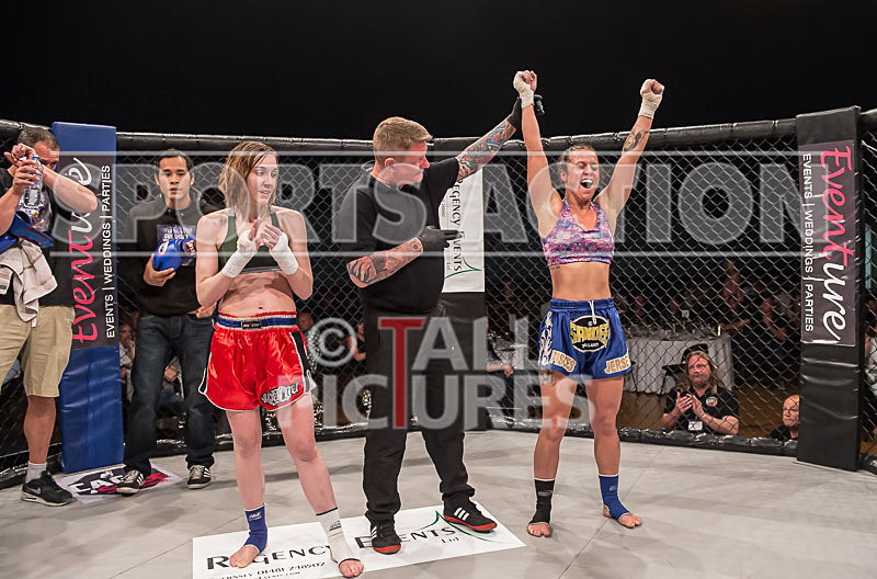 Stephanie Douglas v Lauren Sillence-44 - BOUT 6