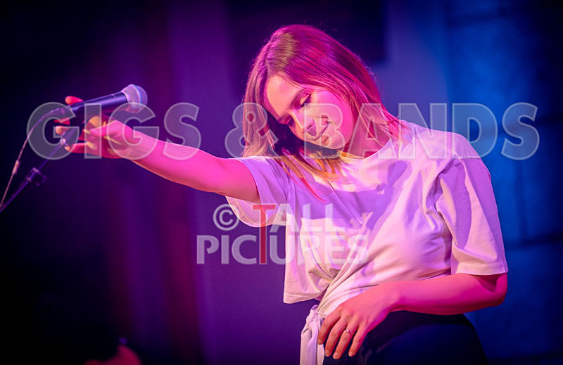 Gabrielle Aplin-39 - GABRIELLE APLIN