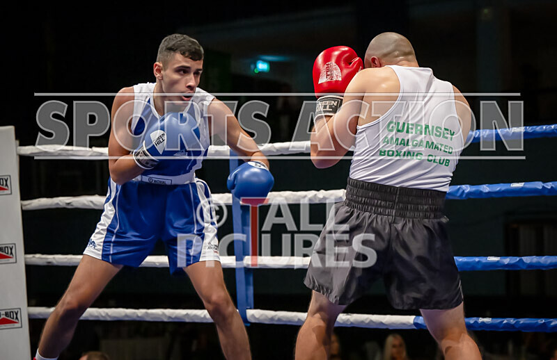 BOUT 8- Rusian Gogercaks v Alex White-33 - BOUT 8: Rusian Gogercaks v Alex White