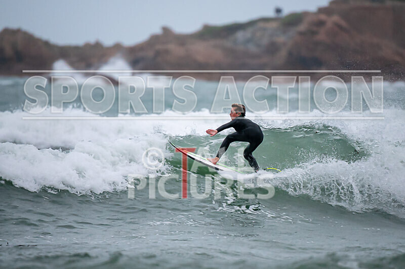 Surfing_01-11-2020-129 - SURFING AT VAZON BAY GUERNSEY